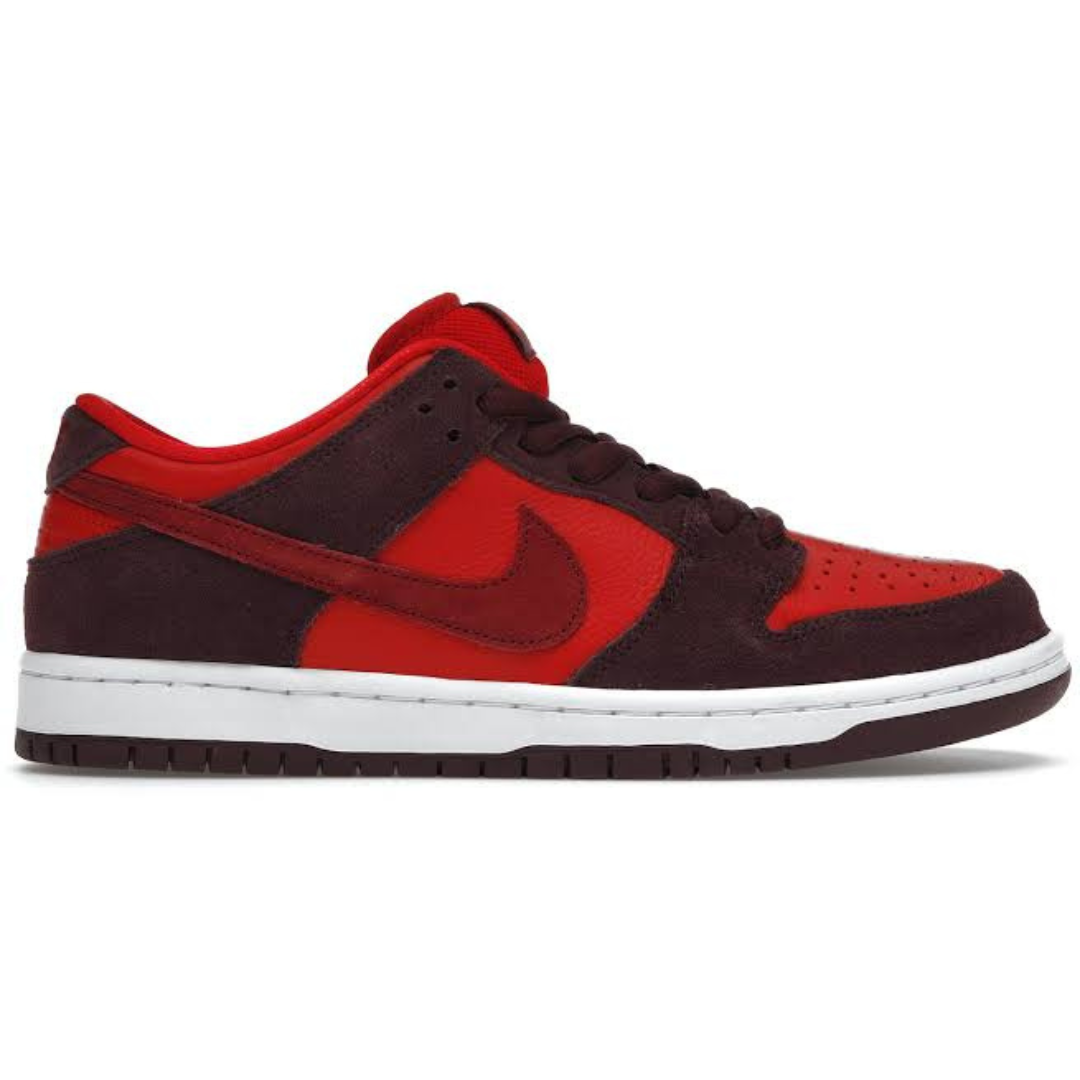 Nike SB Dunk Low Cherry