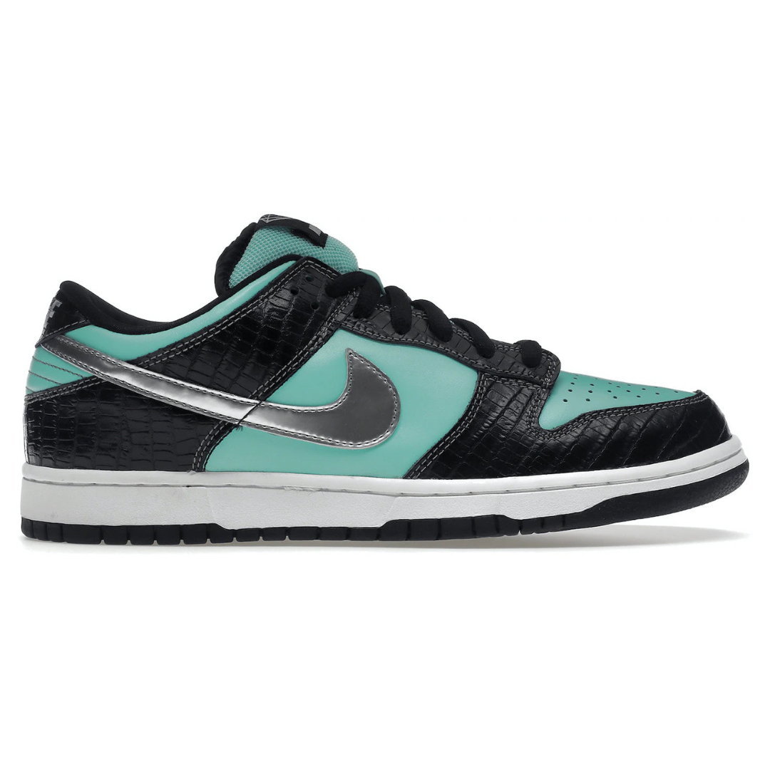 Nike SB Dunk Low Diamond Supply Co. Aqua Blue