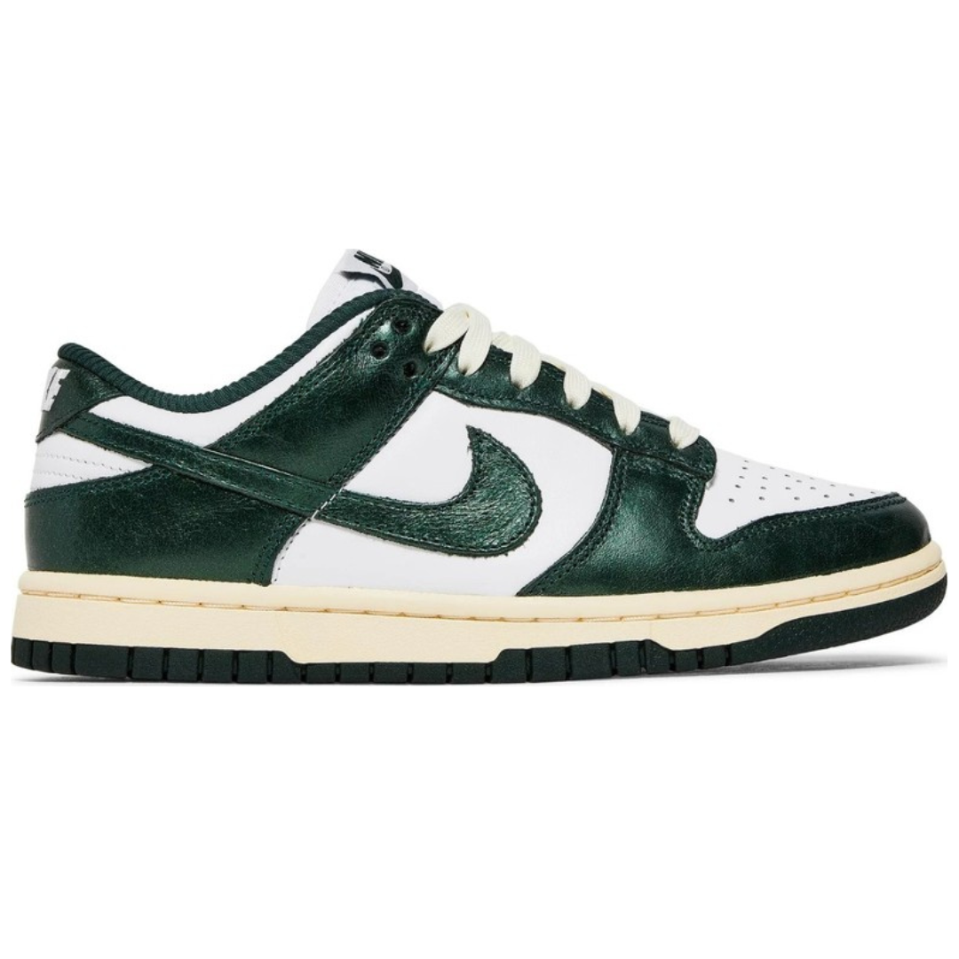 Nike Dunk Low Vintage Green (W)