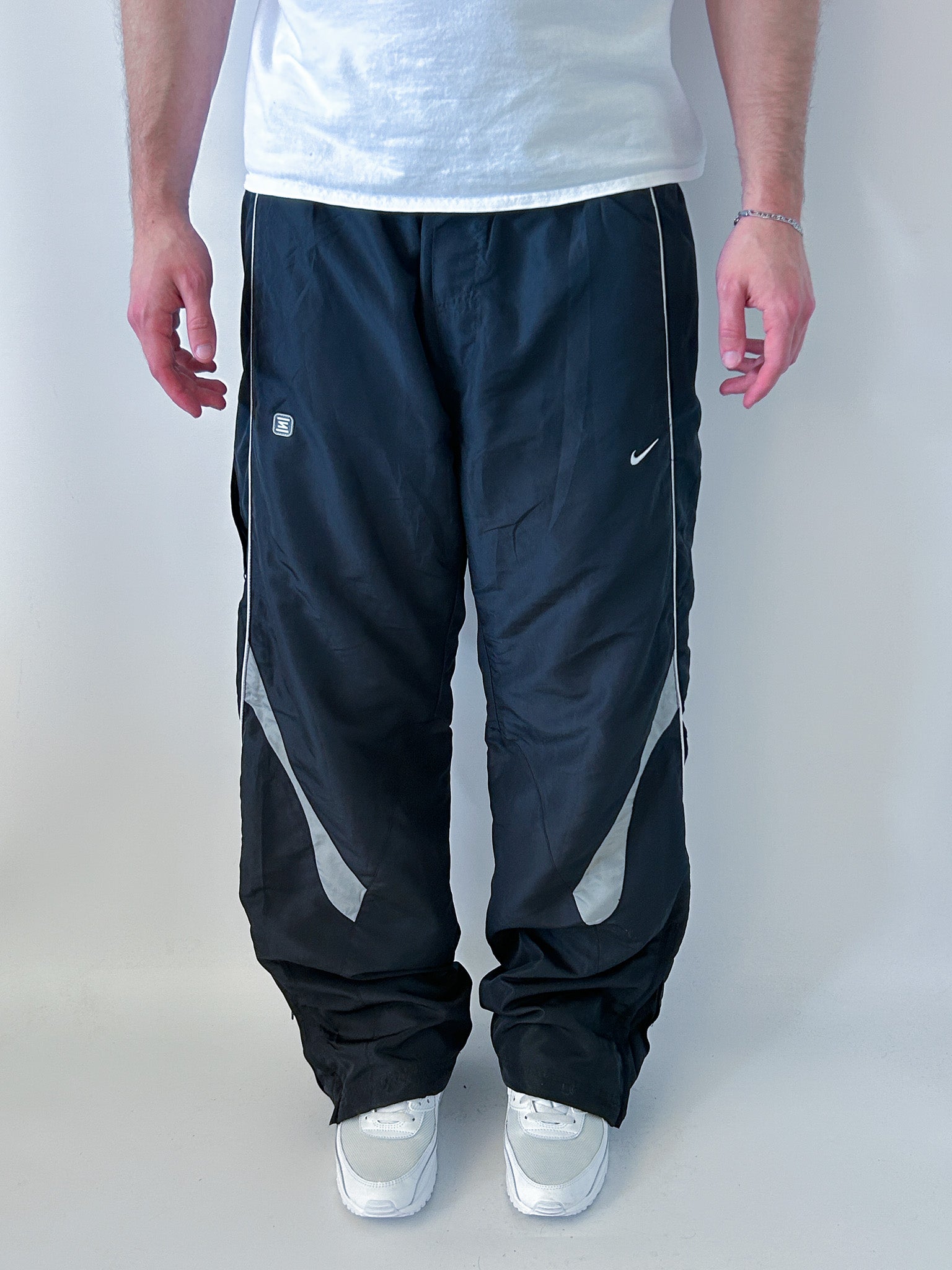 Nike Vintage *SHOX* Trackpants | L